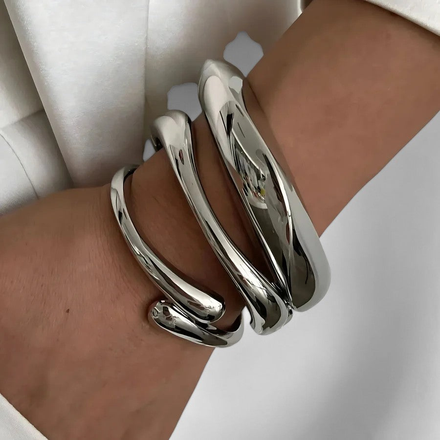 Lulu™ | Wave Cuff Set